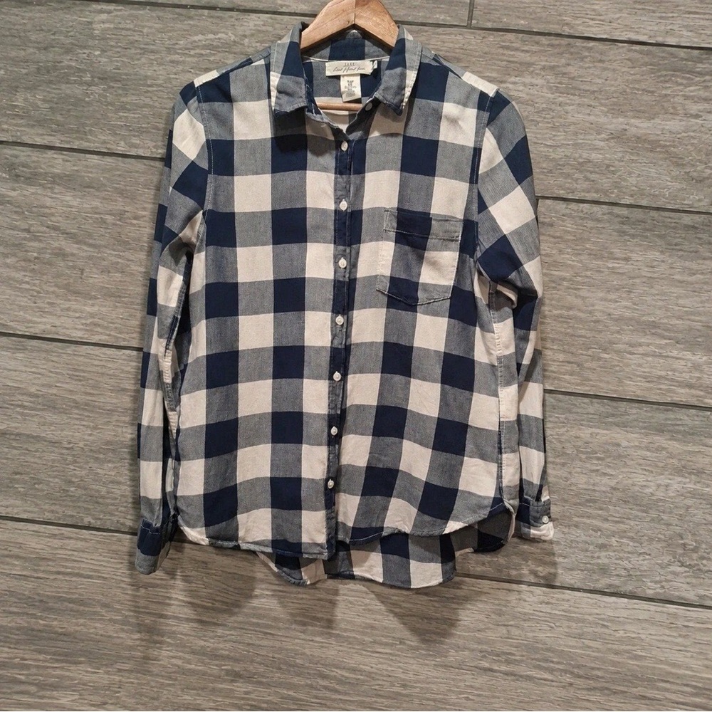Classic Blue and White Check Button-Down Shirt - Men